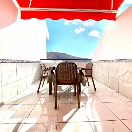 Bonito Apartamento Con Piscina Y Vista Al Mar En Los Cristianos *